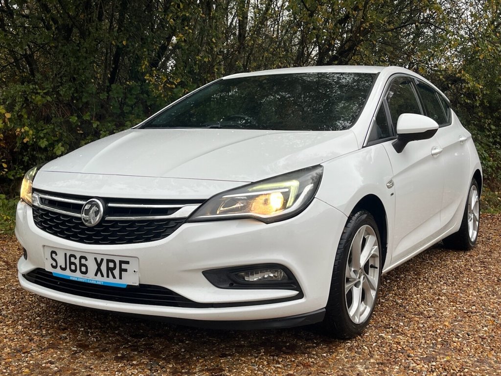 Used Vauxhall Astra 2016 for sale - 76582398: Photo 1
