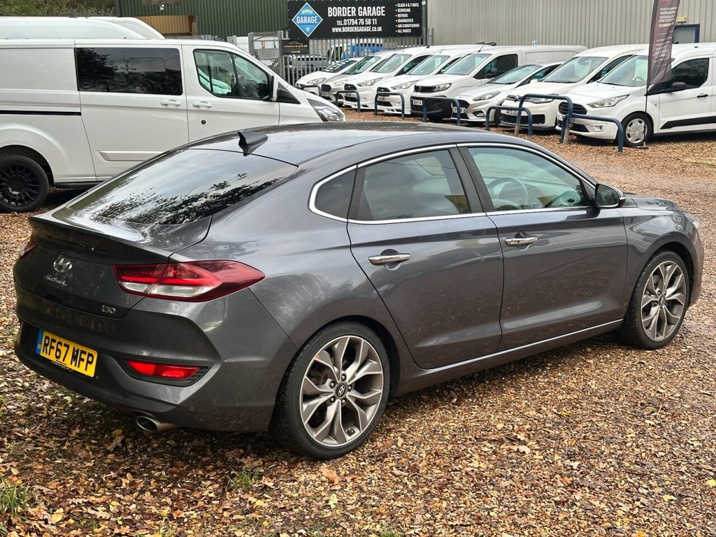 Used Hyundai i30 2018 for sale - 76617784: Photo 10