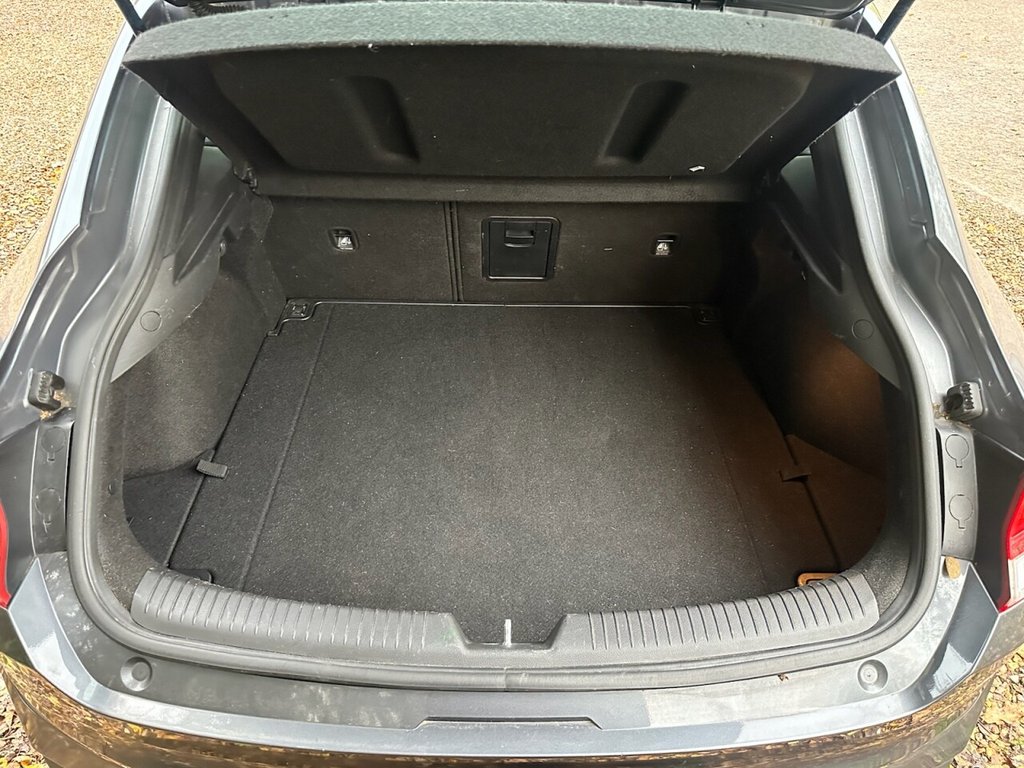 Used Hyundai i30 2018 for sale - 76617784: Photo 11