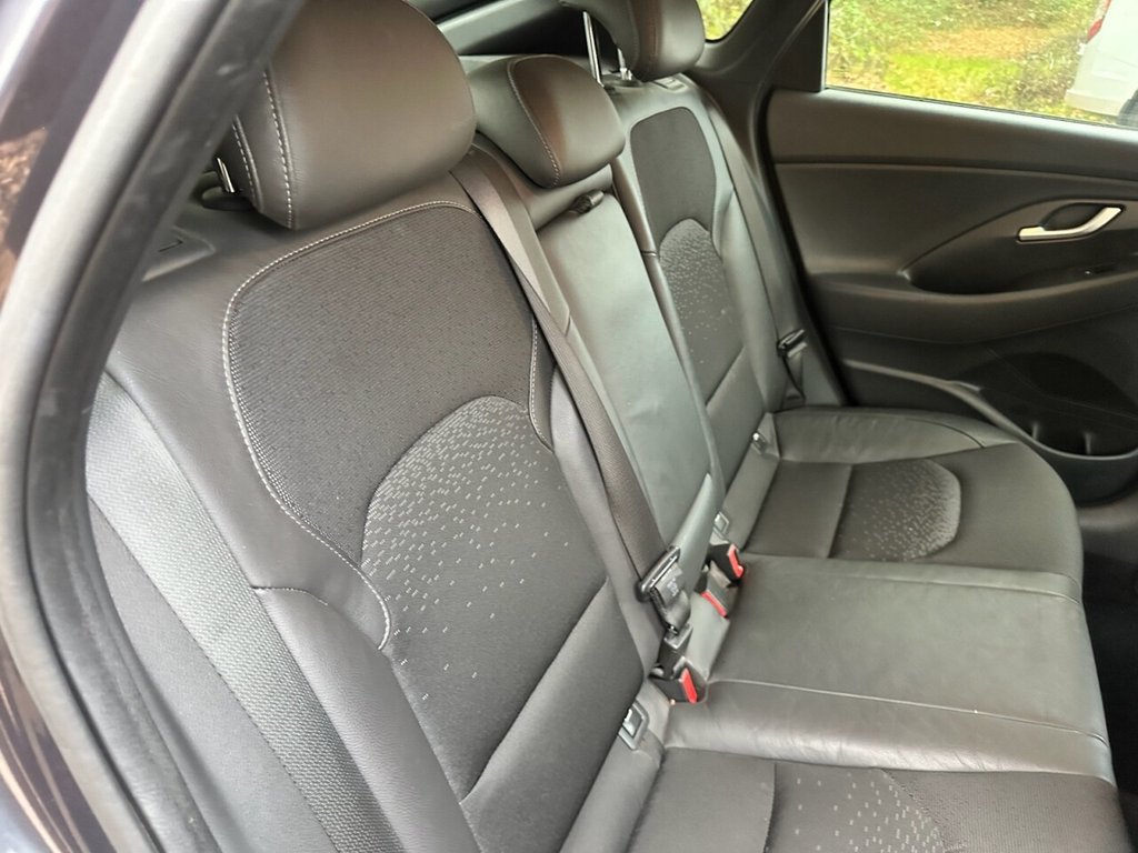 Used Hyundai i30 2018 for sale - 76617784: Photo 12