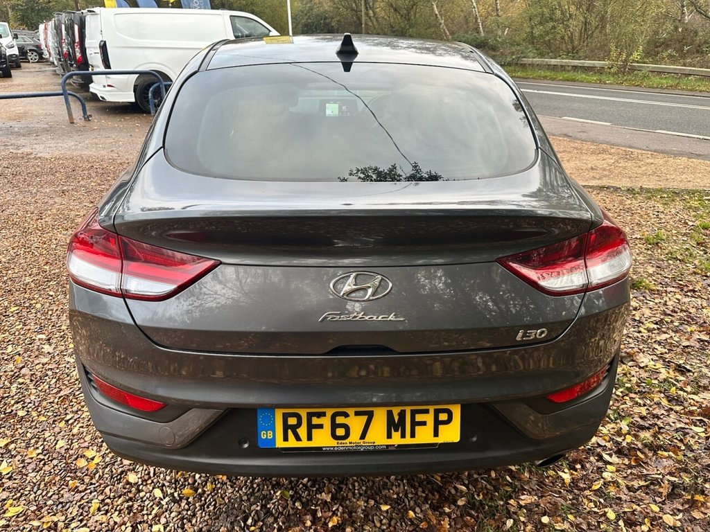 Used Hyundai i30 2018 for sale - 76617784: Photo 5