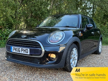 Used MINI Hatch 2016 for sale - 78839652: Photo