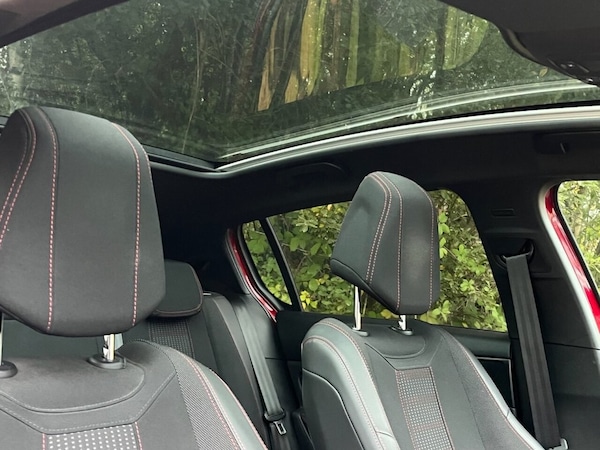 Used Peugeot 308 2018 for sale - 76256287: Photo 13