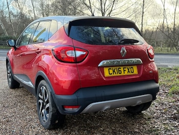 Used Renault Captur 2016 for sale - 76986210: Photo