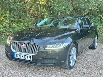2017 (17) - 2.0d Portfolio Saloon 4dr Diesel Auto AWD Euro 6 (s/s) (180 ps)