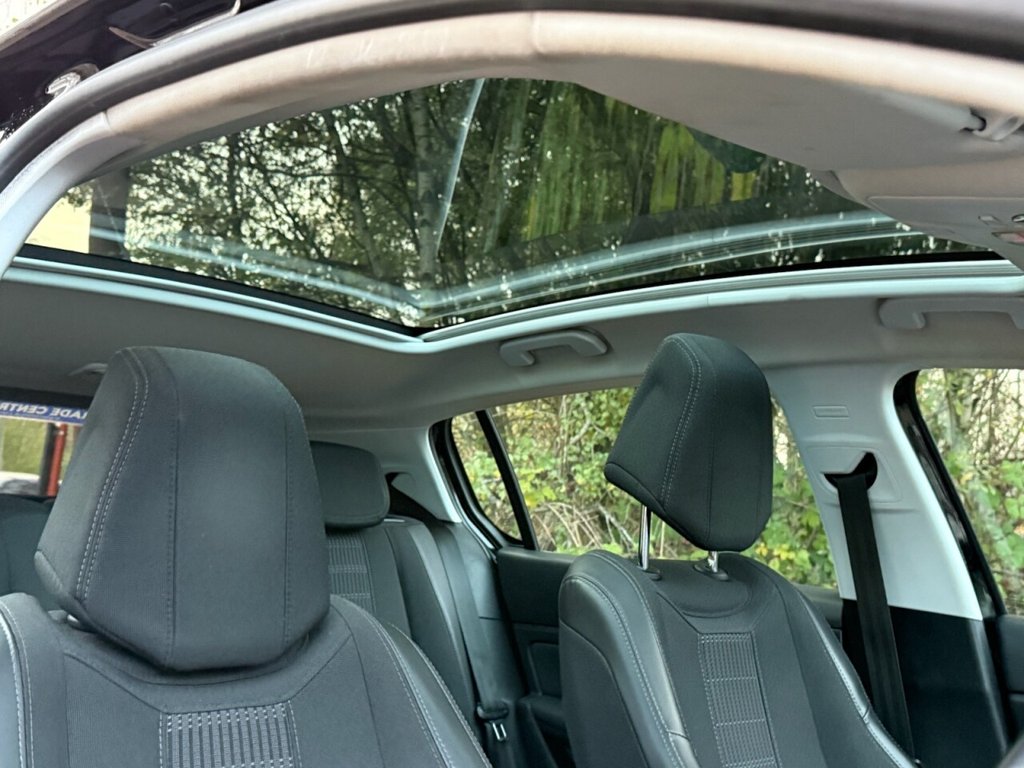 Used Peugeot 308 2017 for sale - 76710952: Photo 11