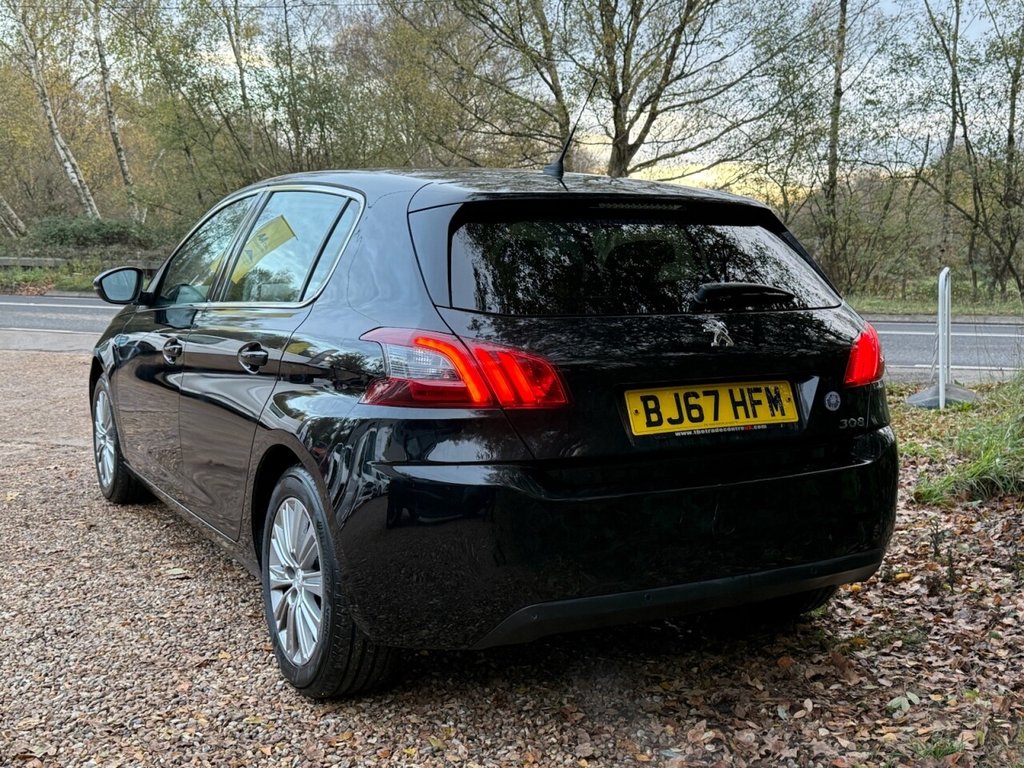 Used Peugeot 308 2017 for sale - 76710952: Photo 3