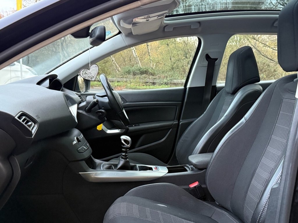 Used Peugeot 308 2017 for sale - 76710952: Photo 7