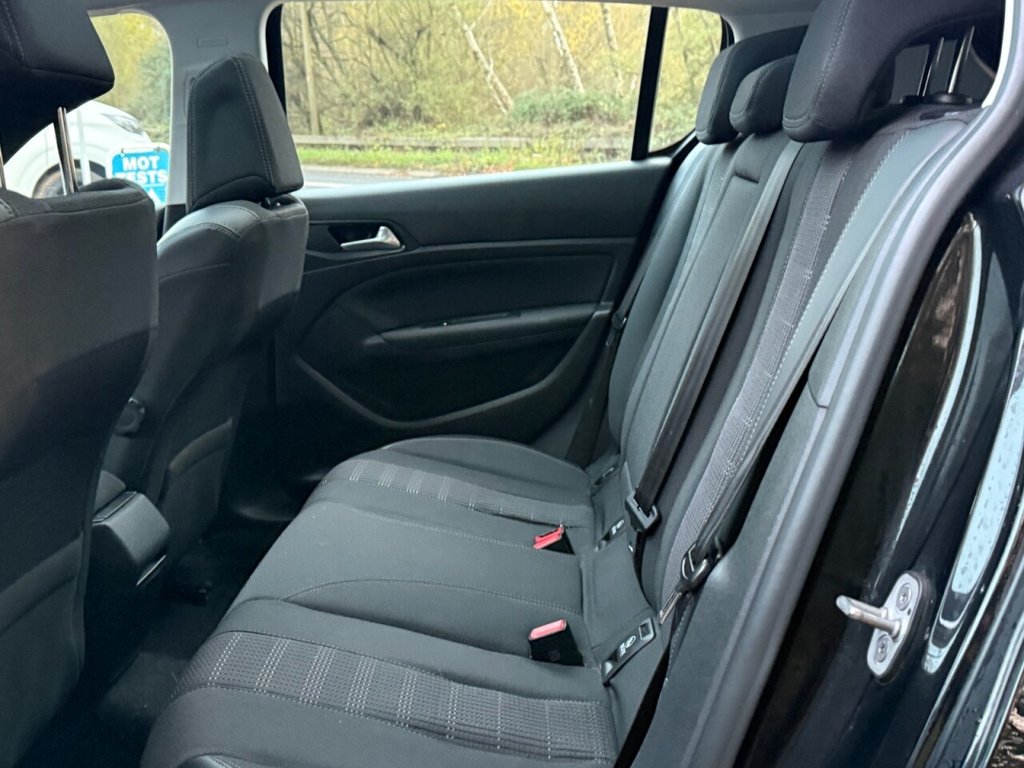 Used Peugeot 308 2017 for sale - 76710952: Photo 9