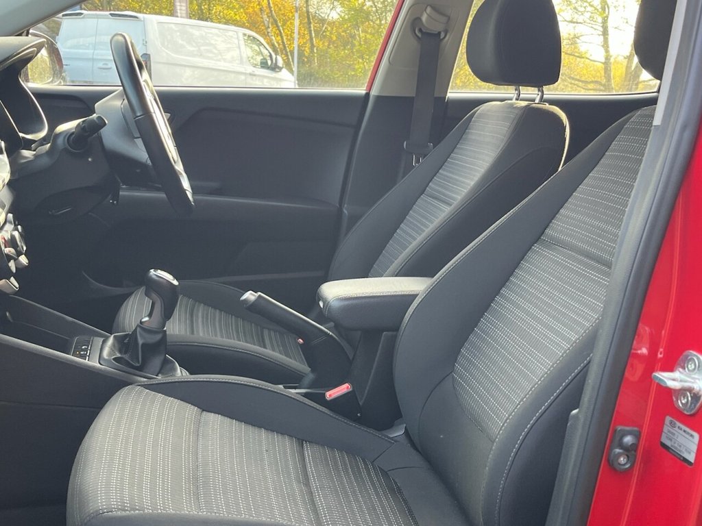 Used Kia Stonic 2019 for sale - 76591060: Photo 8