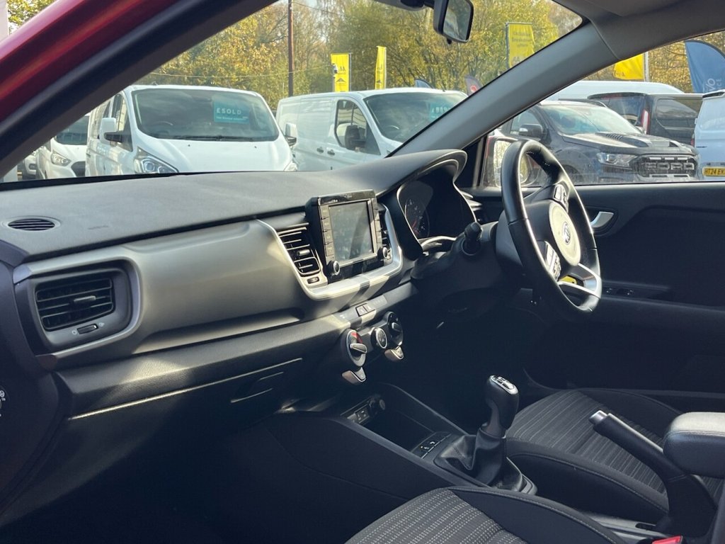 Used Kia Stonic 2019 for sale - 76591060: Photo 9