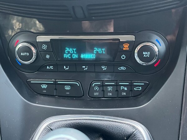 Used Ford Kuga 2015 for sale - 76223653: Photo 17