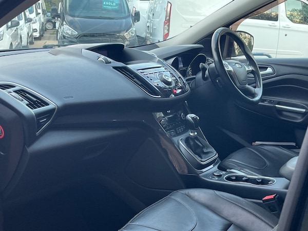 Used Ford Kuga 2015 for sale - 76223653: Photo 9