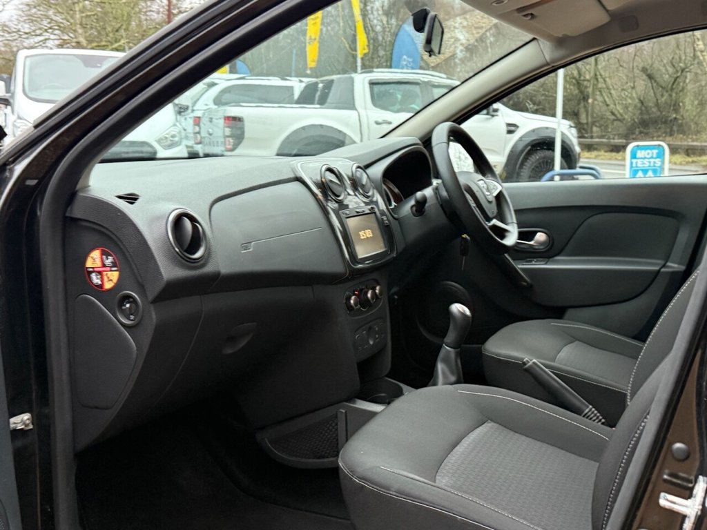 Used Dacia Sandero 2017 for sale - 77263683: Photo 10