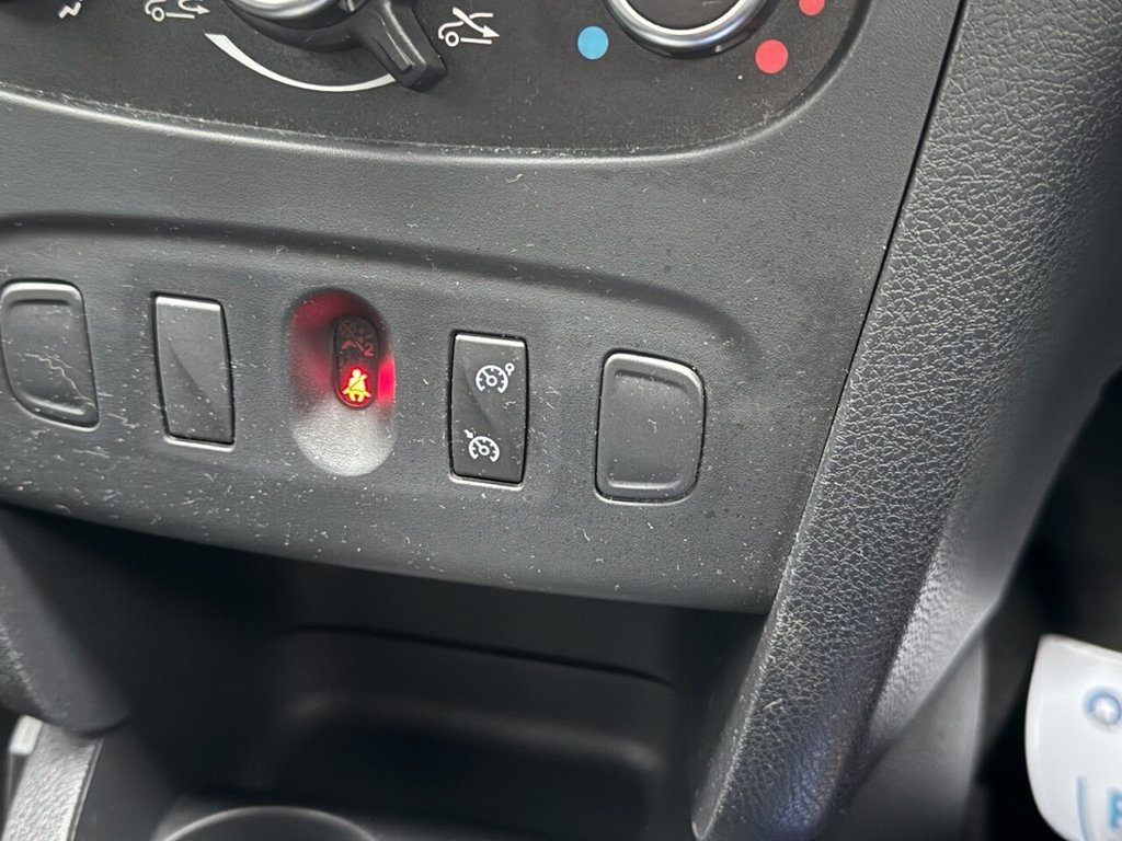 Used Dacia Sandero 2017 for sale - 77263683: Photo 21