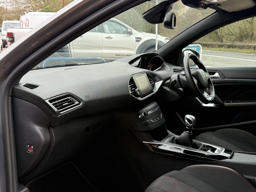 Used Peugeot 308 2016 for sale - 77608512: Photo 10