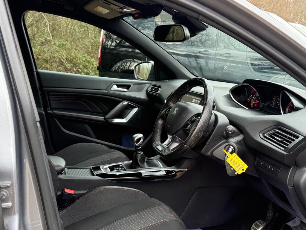 Used Peugeot 308 2016 for sale - 77608512: Photo 13