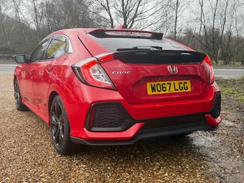 Used Honda Civic 2018 for sale - 77341774: Photo