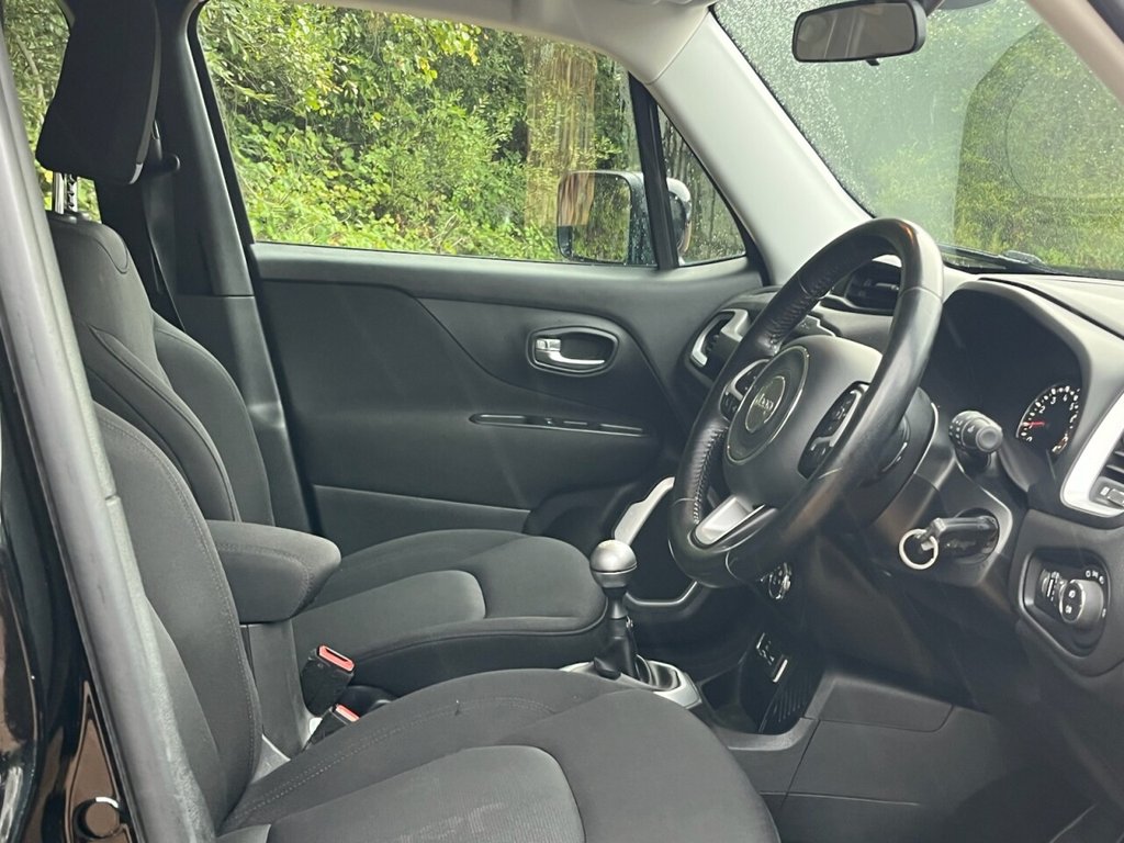 Used Jeep Renegade 2017 for sale - 77199882: Photo 12