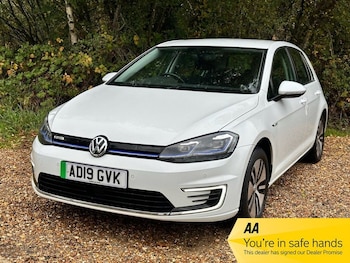 Used Volkswagen Golf 2019 for sale - 76417791: Photo