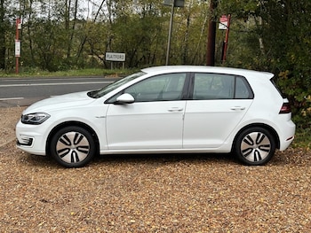 Used Volkswagen Golf 2019 for sale - 76417791: Photo