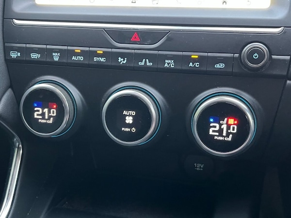 Used Jaguar E-Pace 2019 for sale - 76203120: Photo 19