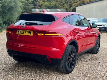 Used Jaguar E-Pace 2019 for sale - 76203120: Photo 4