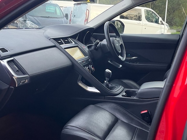 Used Jaguar E-Pace 2019 for sale - 76203120: Photo 9