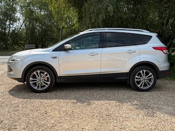Used Ford Kuga 2015 for sale - 79244952: Photo
