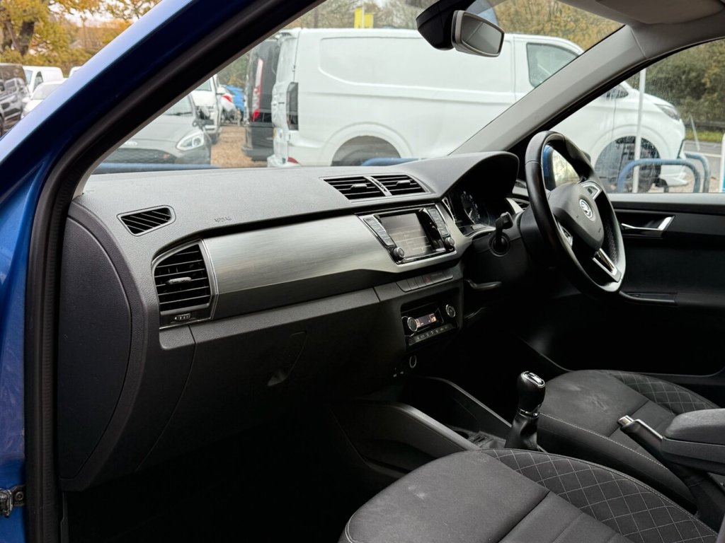 Used Skoda Fabia 2015 for sale - 76792303: Photo 11