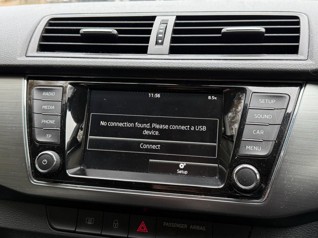 Used Skoda Fabia 2015 for sale - 76792303: Photo 16