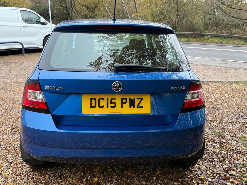 Used Skoda Fabia 2015 for sale - 76792303: Photo 4