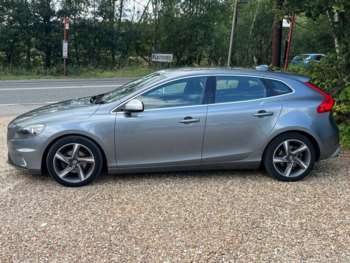Used Volvo V40 2014 for sale - 75444423: Photo