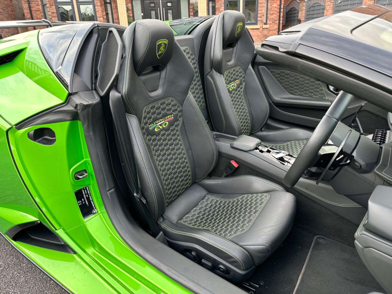 Used Lamborghini Huracan 2019 for sale - 78182795: Photo 41