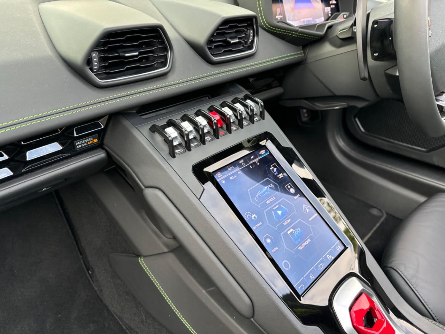 Used Lamborghini Huracan 2019 for sale - 78182795: Photo 70