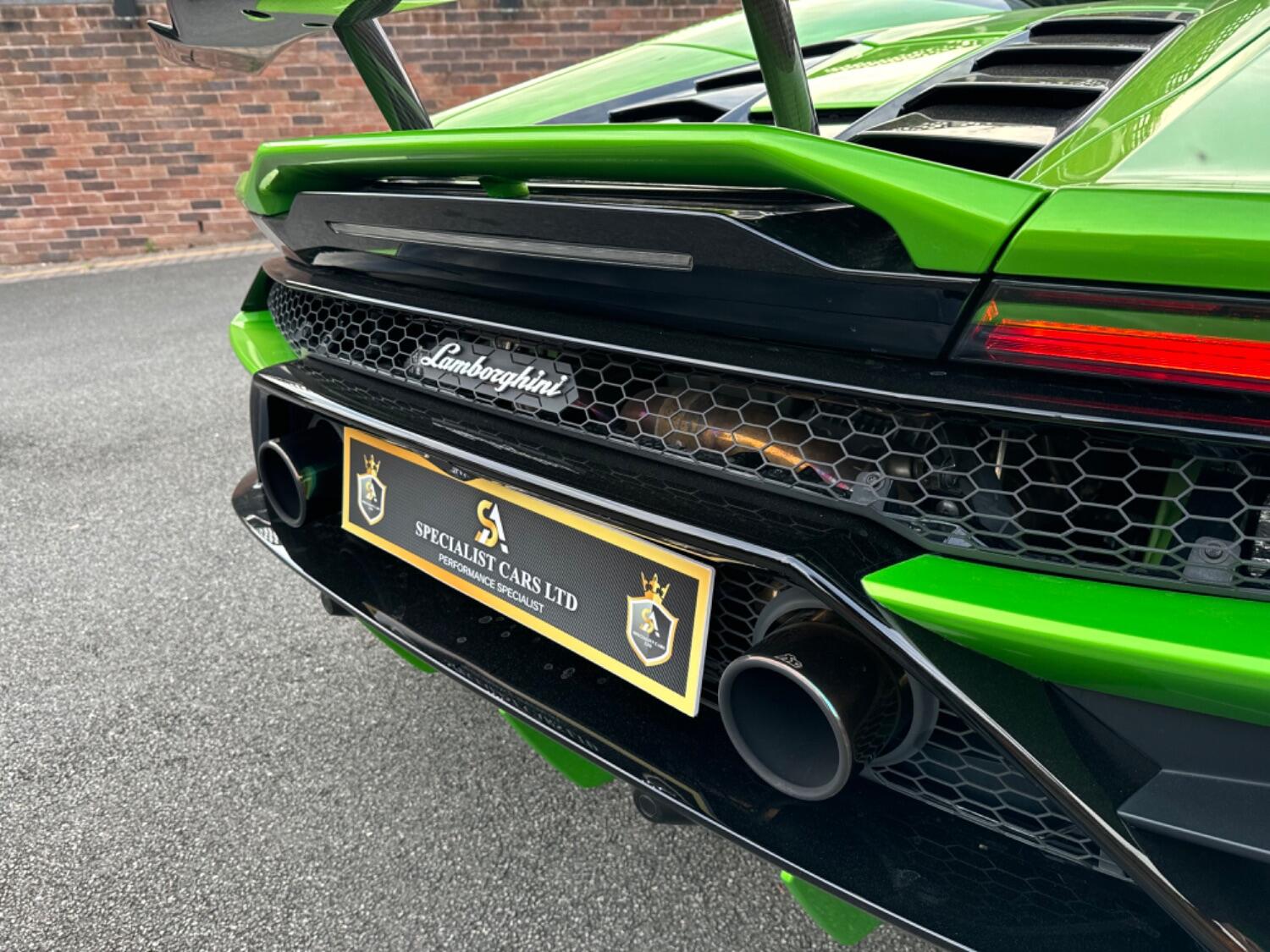 Used Lamborghini Huracan 2019 for sale - 78182795: Photo 88