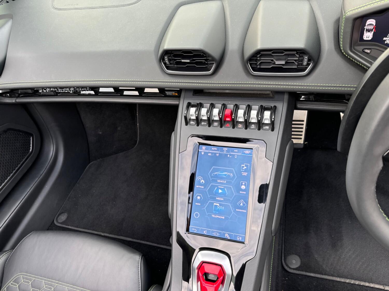 Used Lamborghini Huracan 2019 for sale - 78182795: Photo 92