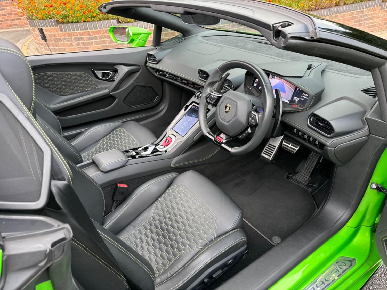 Used Lamborghini Huracan 2019 for sale - 77801872: Photo 26