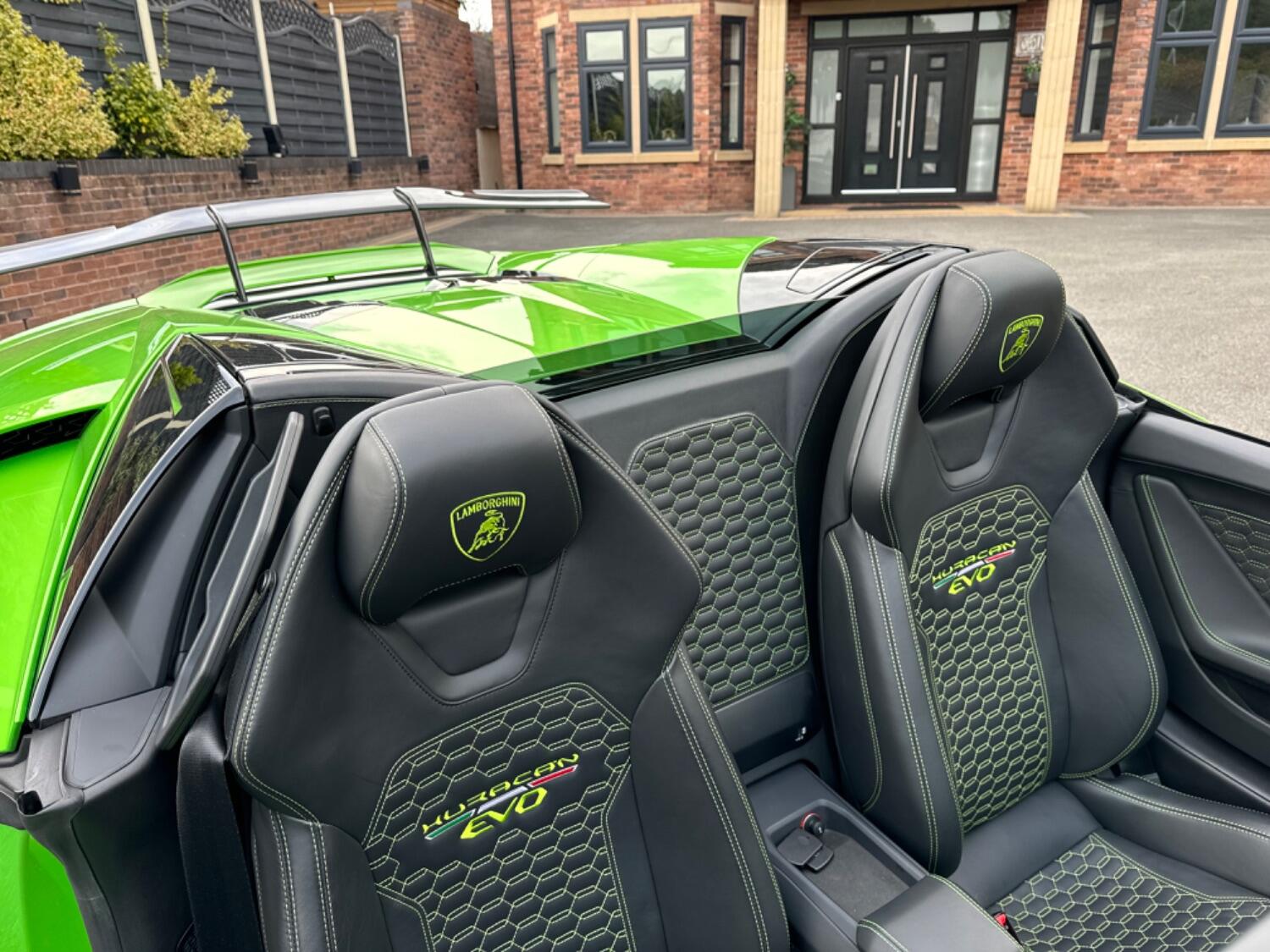 Used Lamborghini Huracan 2019 for sale - 77801872: Photo 45