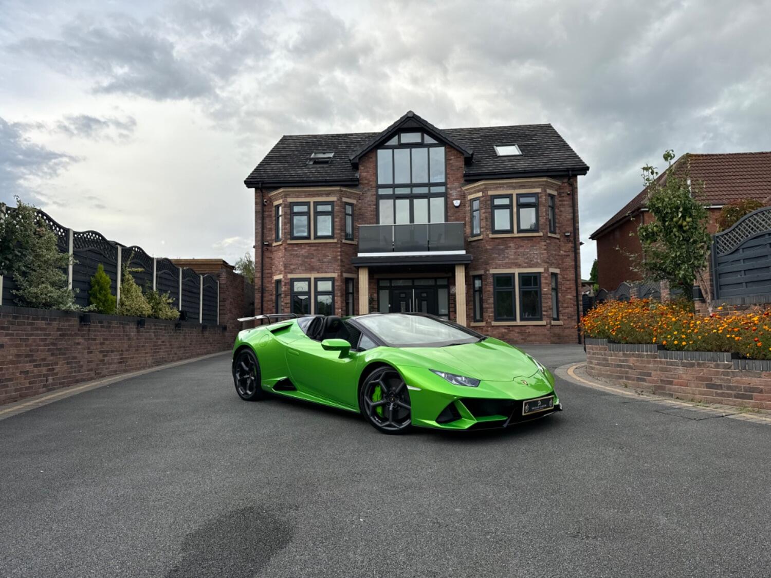 Used Lamborghini Huracan 2019 for sale - 77801872: Photo 46
