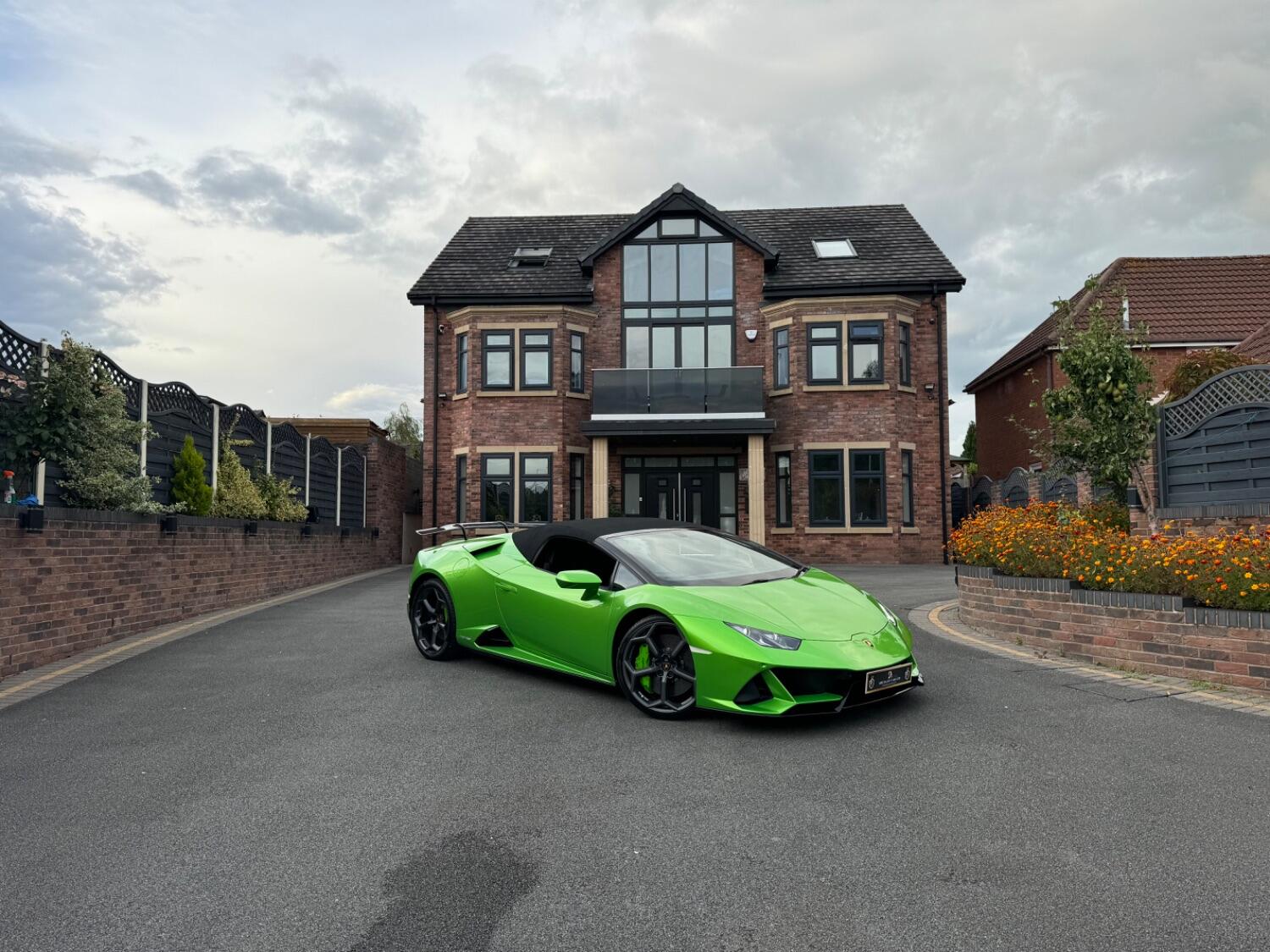 Used Lamborghini Huracan 2019 for sale - 77801872: Photo 50
