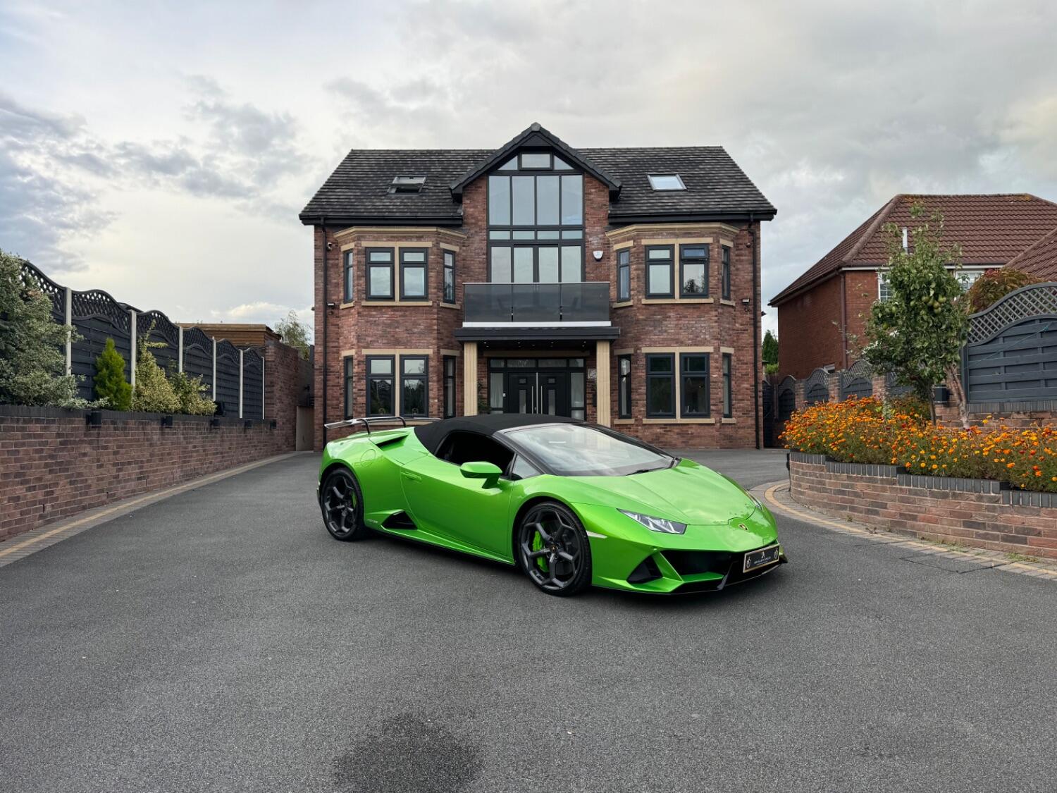 Used Lamborghini Huracan 2019 for sale - 77801872: Photo 55
