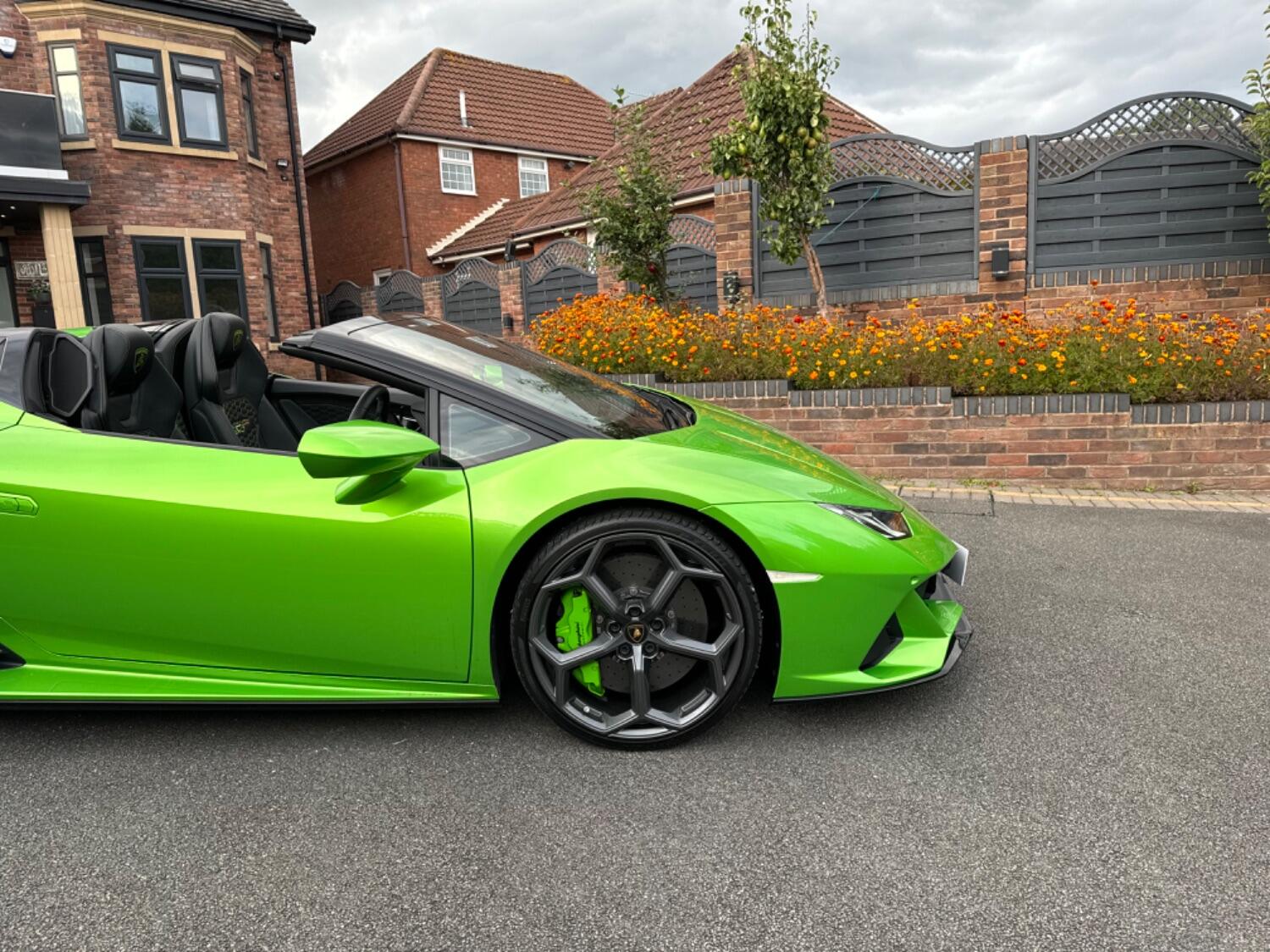 Used Lamborghini Huracan 2019 for sale - 77801872: Photo 9