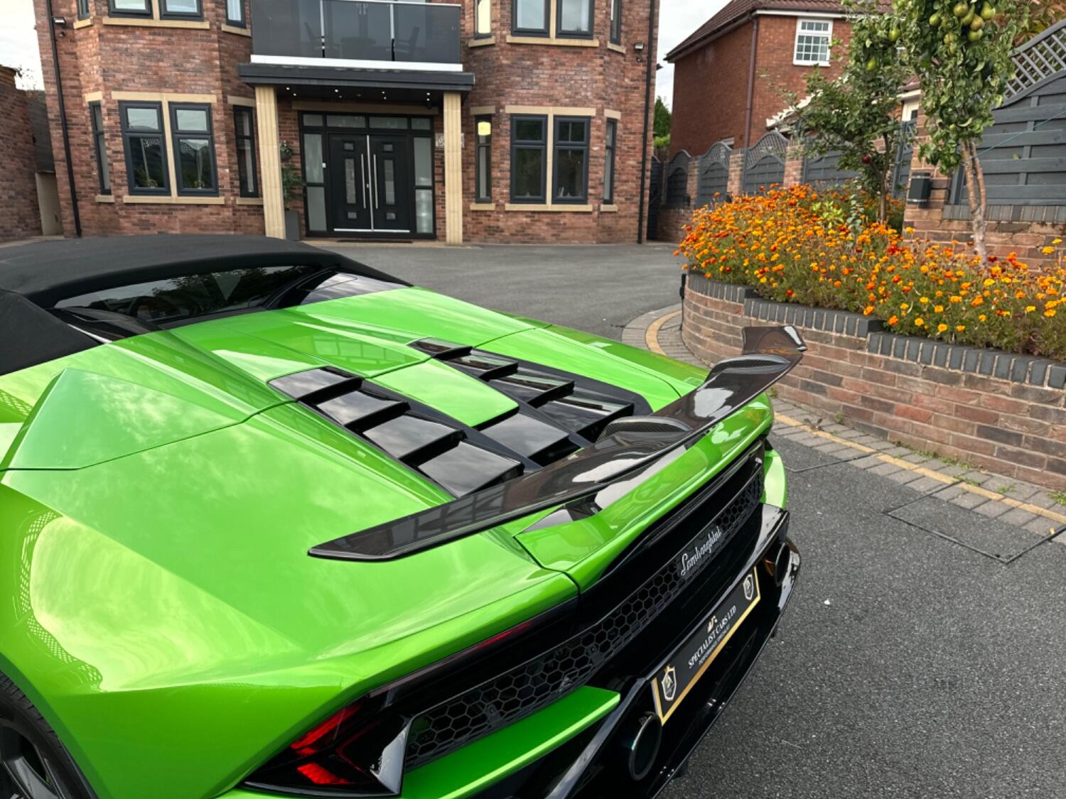 Used Lamborghini Huracan 2019 for sale - 77801872: Photo 97