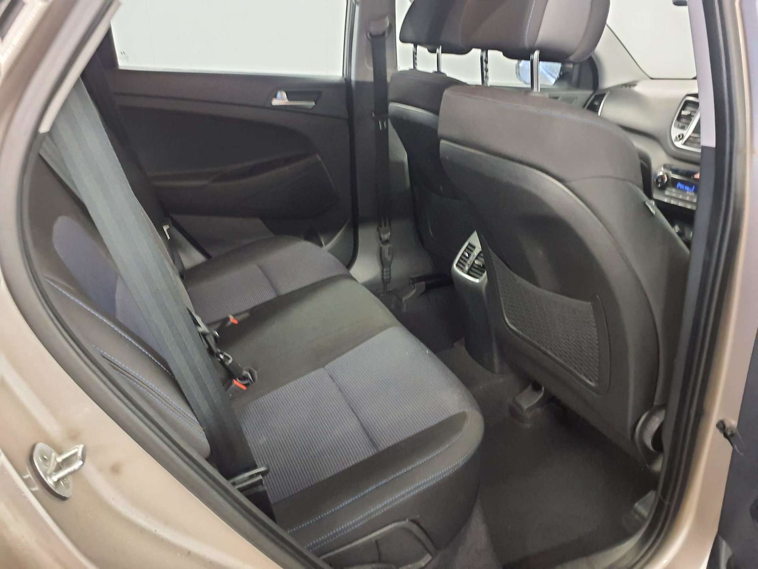 Used Hyundai TUCSON 2016 for sale - 77157188: Photo 8