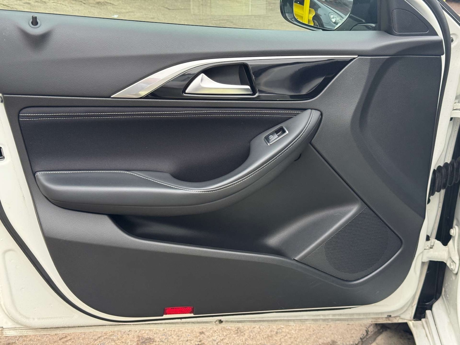 Used Infiniti Q30 2017 for sale - 77187773: Photo 50