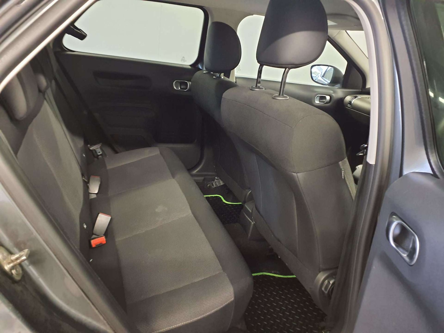 Used Citroen C4 Cactus 2015 for sale - 76486564: Photo 8