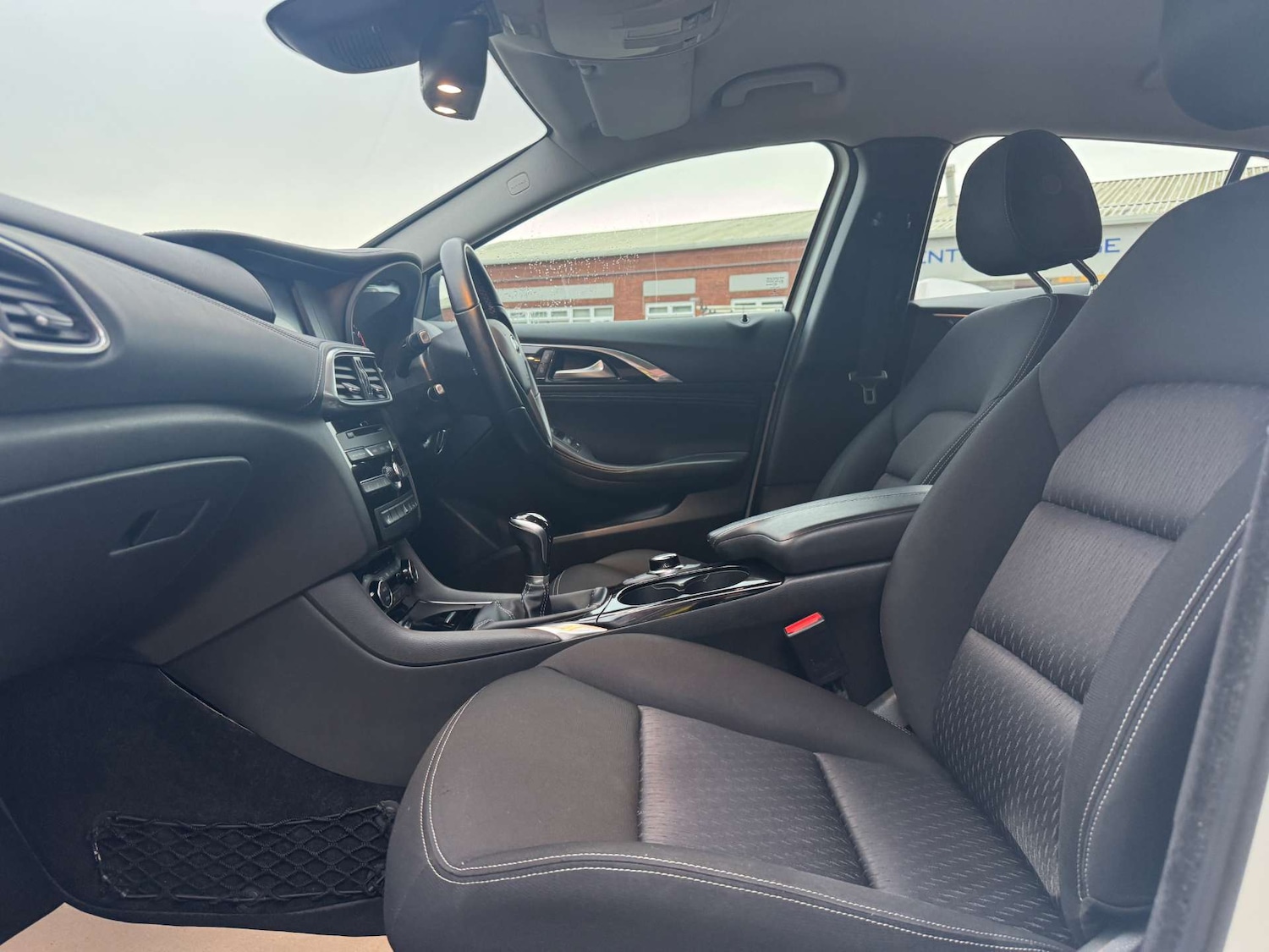 Used Infiniti Q30 2017 for sale - 76350457: Photo 19