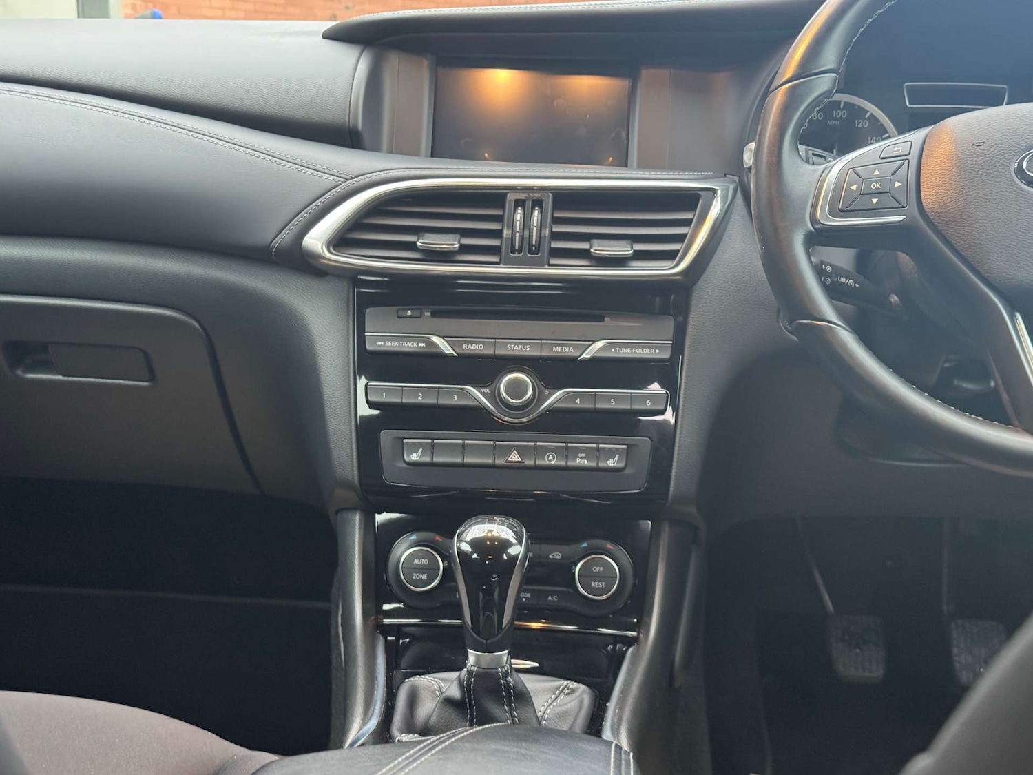 Used Infiniti Q30 2017 for sale - 76350457: Photo 38