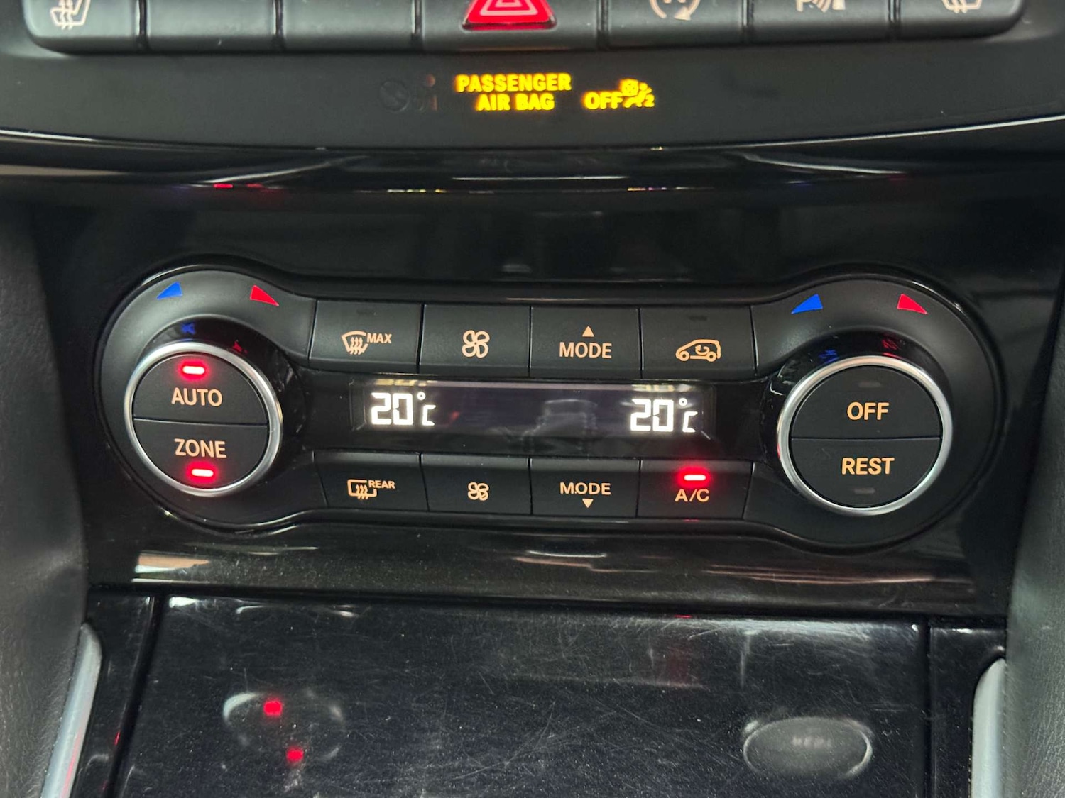 Used Infiniti Q30 2017 for sale - 76350457: Photo 41